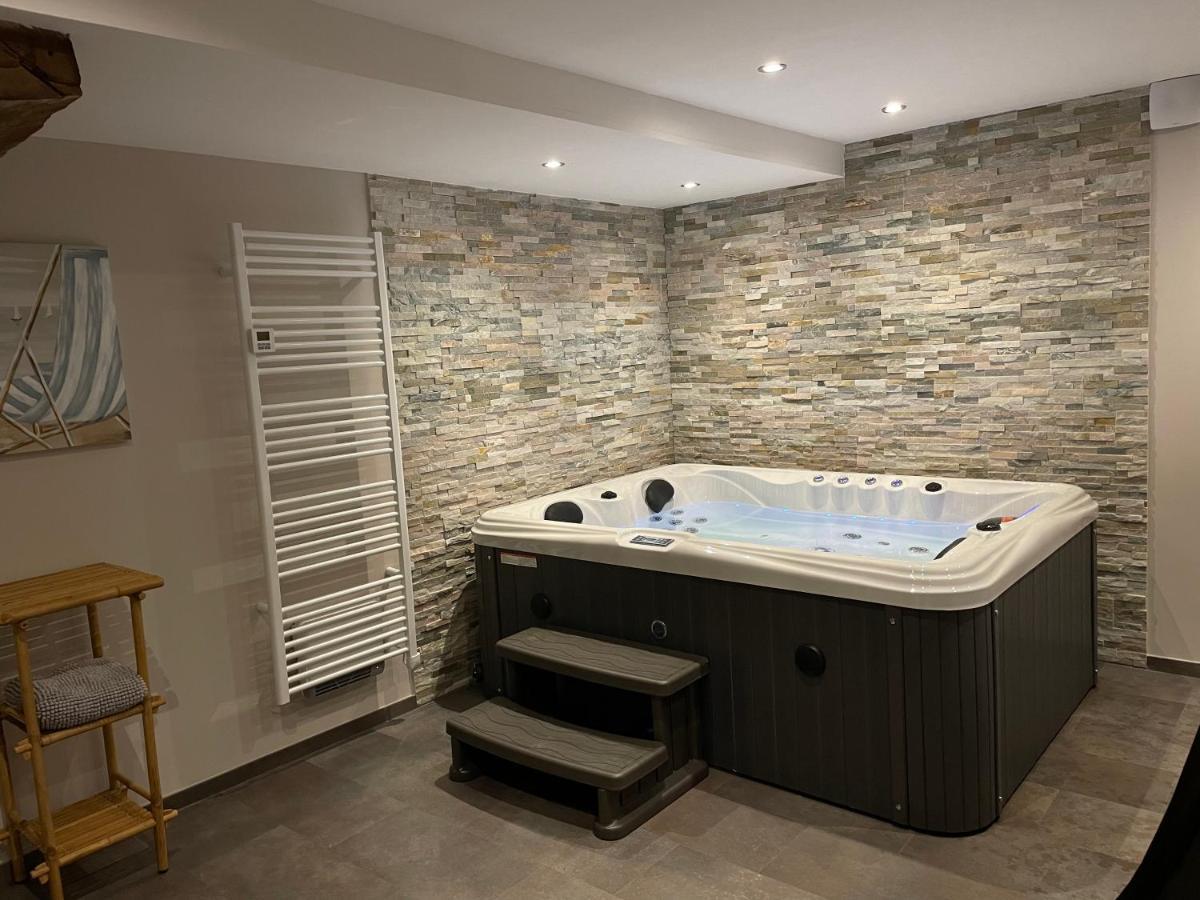 Chambres D Hotes Avec Piscine Et Spa La Foliere Saumur Villebernier Eksteriør billede